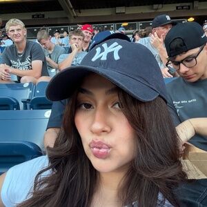 Meet your Posher, Diane